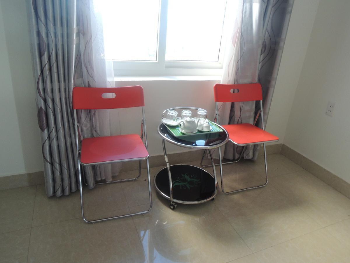 Ngan Ha Hotel Ðồng Hới Buitenkant foto